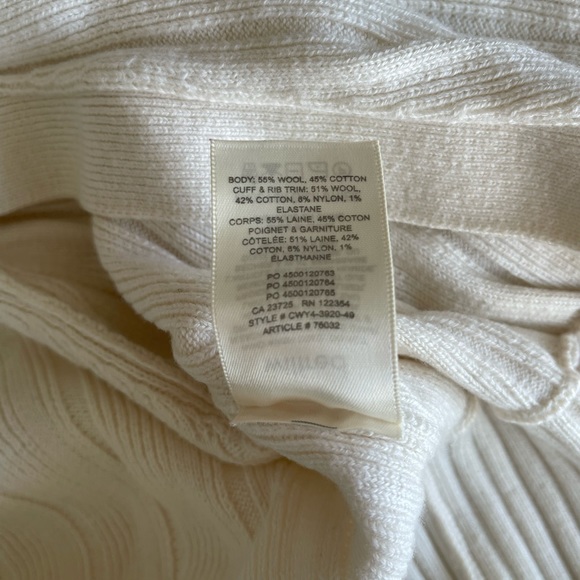 Aritzia Wilfred Cardigan - Picture 4 of 4